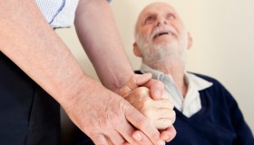 Pensioni, ecco come il lavoro dei migranti paga le pensioni di oggi