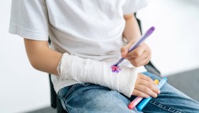 Mio figlio si fa male a scuola, chi è responsabile?