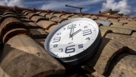 Cambio dell’ora legale, lancette in avanti nel weekend: quando si fa in Italia