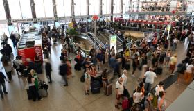 Sciopero 9 marzo 2026, stop a scuole, sanità e trasporti: i servizi che si fermeranno