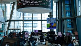 Spread Btp-Bund cala a 78 punti, rendimenti a 3,72%: fiducia dei mercati nell’Italia