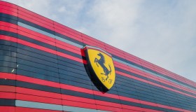 Ferrari, stage retribuito in Comunicazione e Social Media: requisiti e come candidarsi
