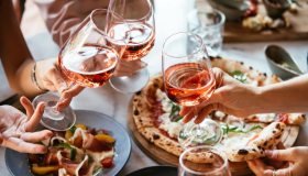 Il vino nei ristoranti italiani è locale, cosa emerge dai dati di filiera