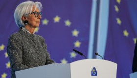 Tassi di interesse, Bce pronta a un aumento: gli effetti su mutui e prestiti