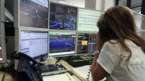 Spread Btp-Bund a 83 punti, pizzati all’asta 4,5 miliardi in Bot con rendimenti al 2,3%