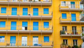 Comprare casa costa di più, come aumentano gli importi dei mutui in Italia