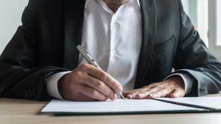 Ccnl Funzioni locali, non solo aumenti stipendio: con il rinnovo arriva l’orario flessibile