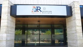 Rottamazione quinquies in scadenza il 30 aprile, cosa rientra e chi è escluso