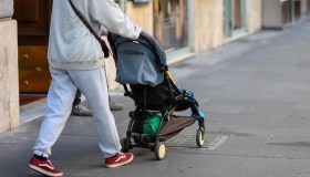 Assegno Unico senza obbligo della residenza, cancellato l’obbligo: cosa cambia