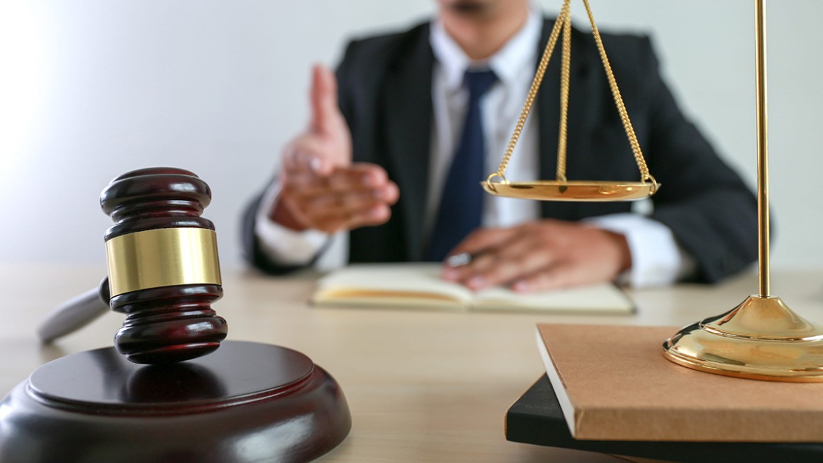 Devo andare in mediazione: l’avvocato è necessario?