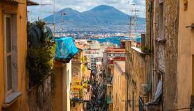 Comprare casa a Napoli, prezzi in aumento. Posillipo fino a 7000 euro al mq