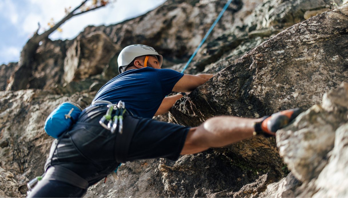 Decreto Sicurezza, stretta sul trasporto di coltelli: cosa cambia per chi va in montagna