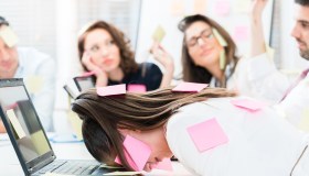 Ufficio tossico e risarcimento danni, il capo risponde anche per i dipendenti: ecco quando