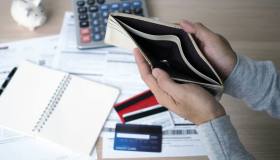 Prestiti più difficili in Italia, banche più rigide e cala la domanda: cosa succede