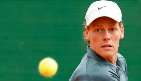 Sinner-Machac agli ottavi dell’ATP di Montecarlo, oltre 50 milioni di euro di differenza
