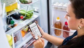 La spesa che si fa da sola: come AI e app di auto-riordino possono cambiare i consumi domestici