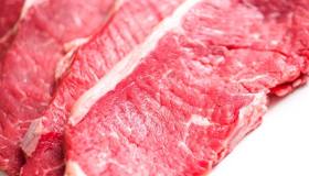 Tagliata di scottona contaminata nei supermercati, rischio Escherichia coli: i lotti richiamati