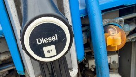 Taglio delle accise in base al reddito dal 2 maggio, cambia il prezzo dei carburanti