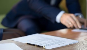 Assicurazioni, rinnovo Ccnl: a chi spettano fino a 280 euro in più e 1.000 euro di arretrati