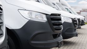 Bonus furgoni e moto, sbloccato decreto da 1,3 miliardi: incentivi anche al noleggio auto