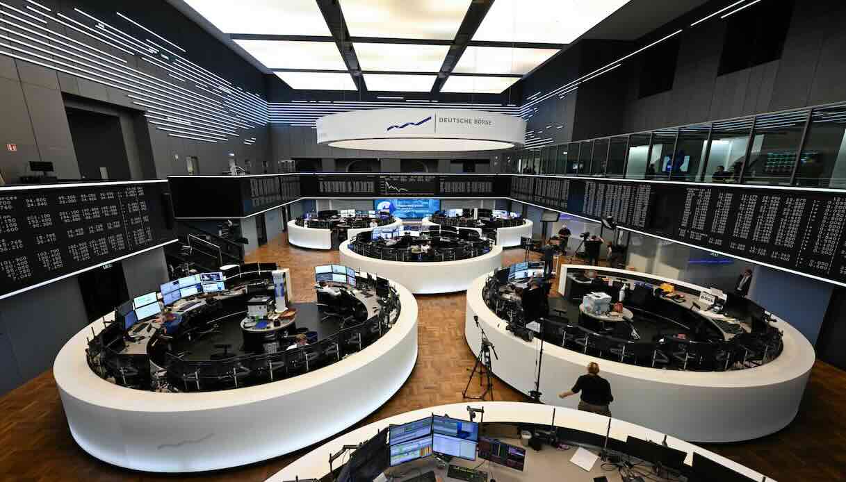 la frenata del petrolio sostiene i mercati europei ma per l8217ue il quadro resta complesso da Quifinanza.it la frenata del petrolio sostiene i mercati europei ma per l8217ue il quadro resta complesso