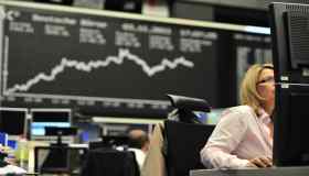 Borse in rosso e titoli di Stato sotto pressione dopo summit Trump-Xi