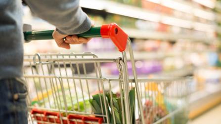 Tramezzini a rischio Listeria richiamati dai supermercati, i lotti interessati