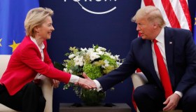 Accordo Usa-Ue, raggiunta l’intesa che sventa la minaccia dei dazi di Trump