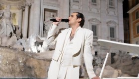Achille Lauro è il nuovo direttore creativo di Dondup, il lancio da pochi capi a prezzi bassi