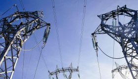 Bollette elettriche in Italia più care del resto d’Europa, perché paghiamo così tanto