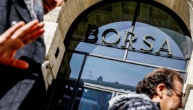 La Borsa del 29 maggio, Piazza Affari in rialzo a +0,4%: corrono Stellantis e Ferrari