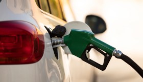 Taglio accise benzina e diesel: quanto costa allo Stato tenere bassi i prezzi alla pompa