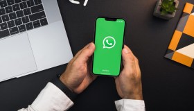 Licenziato per un messaggio su WhatsApp, quando una chat può costarti il posto di lavoro