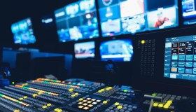 Mediaset assume, indeterminato per neolaureati senza esperienza: entro quando candidarsi
