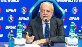 Napoli agli americani, De Laurentiis rifiuta 2 miliardi: chi vuole comprare gli azzurri