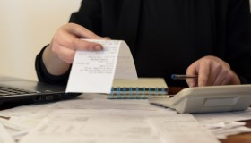 Partite Iva, slitta al 20 luglio la scadenza delle tasse ma ad agosto si pagherà di più