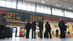 Sciopero generale 18 maggio, mezzi di trasporto fermi e scuole chiuse: i settori coinvolti