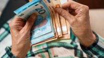Come risparmiare con la sfida dei 30 giorni: tagliare le spese e salvare lo stipendio