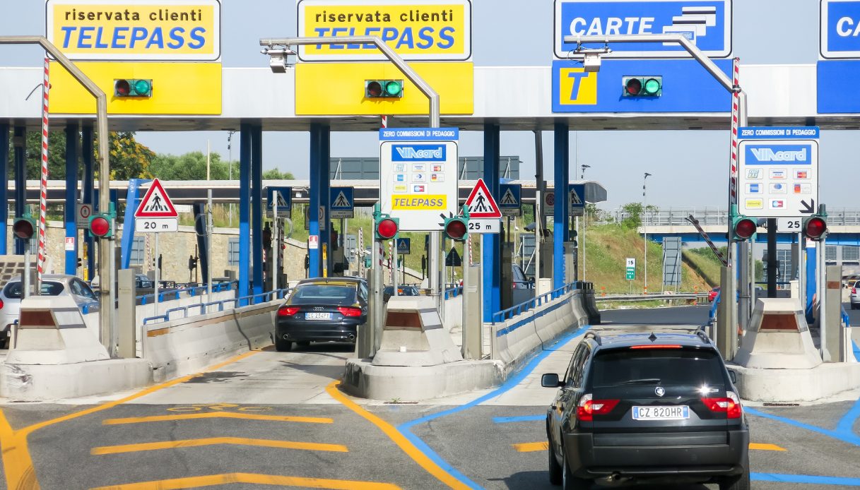 nuova truffa su whatsapp per mancato pedaggio autostradale come riconoscerla da Quifinanza.it nuova truffa su whatsapp per mancato pedaggio autostradale come riconoscerla