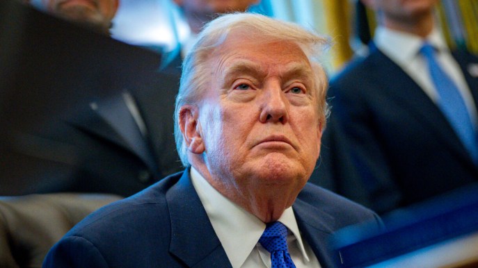 Guerra Iran, Trump sospende il Project Freedom nello Stretto di Hormuz ...