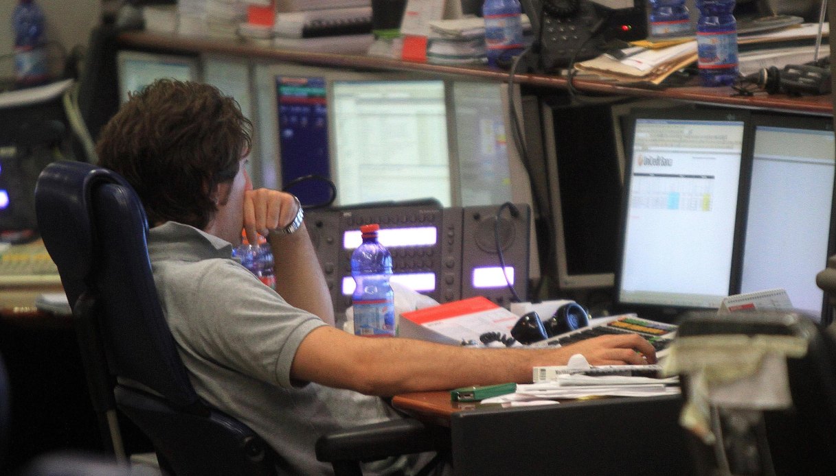 Spread Btp-Bund a 75 punti base, raccolti 6 miliardi di euro dall’asta dei Bot