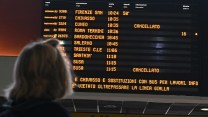 Scioperi 8-14 giugno, treni e aerei fermi: gli orari e le fasce di garanzia