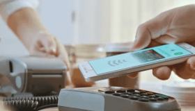 Pagamenti digitali, il “buy now pay later” indebita gli italiani: giovanissimi i più colpiti