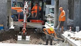 Caldo estremo, divieto di lavoro nelle ore torride e cassa integrazione: a chi spetta