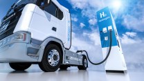 L’idrogeno sfida le batterie: fino al 55% di costi in meno nel trasporto merci