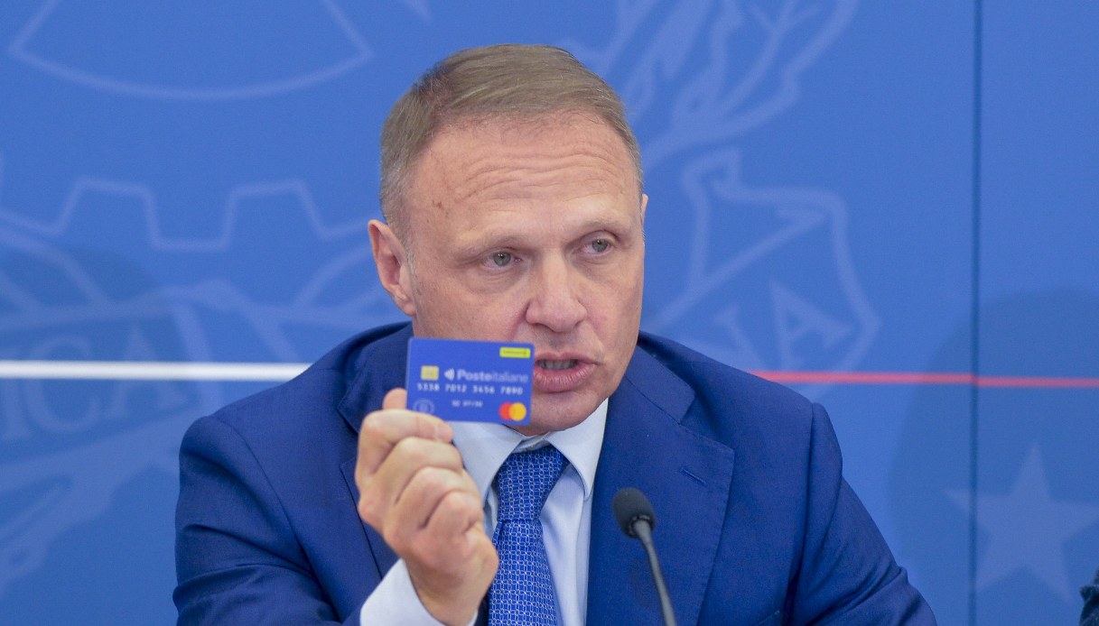 Carta Dedicata a te 2026 da 500 euro, tutti i requisiti e quando arrivano i soldi
