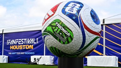 Il Mondiale dei 13 miliardi: come FIFA, brand e città monetizzano 104 partite