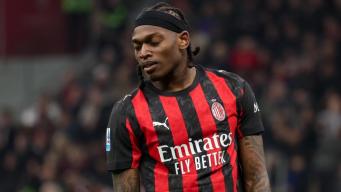 Leao pronto all’addio, il Milan può incassare fino a 50 milioni e risparmiarne 12 all’anno