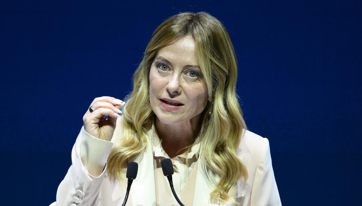 Meloni a Confcommercio, no patrimoniale e meno tasse: il discorso in difesa dell’italianità