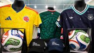 Mondiali 2026, il carrello dei tifosi: quanto costa vivere il torneo tra maglie, snack e supermercati